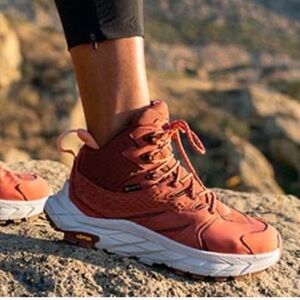 Hoka Anacapa Mid GTX Gore-Tex Red Orange Peach Women’s Trail Shoes Boot 10.5 B